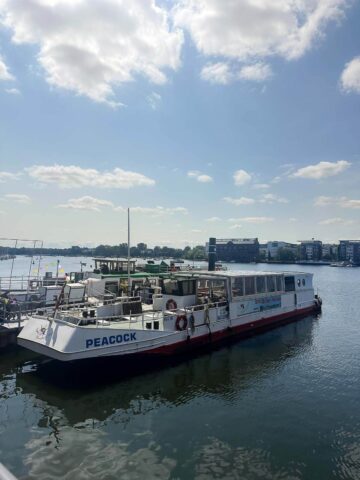 Rentable boat to make a journey through the river.