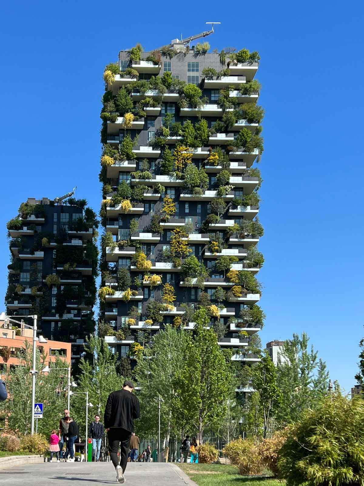 Bosco Verticale building.