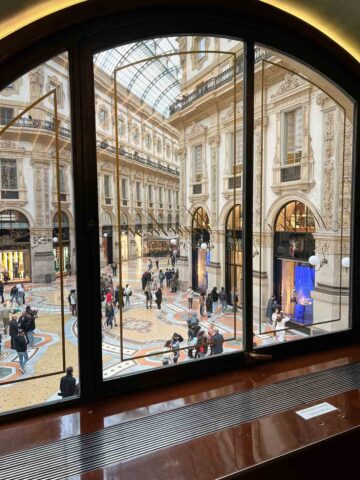 View of the Galleria Vittorio Emmanuele from Marchesi 1824.